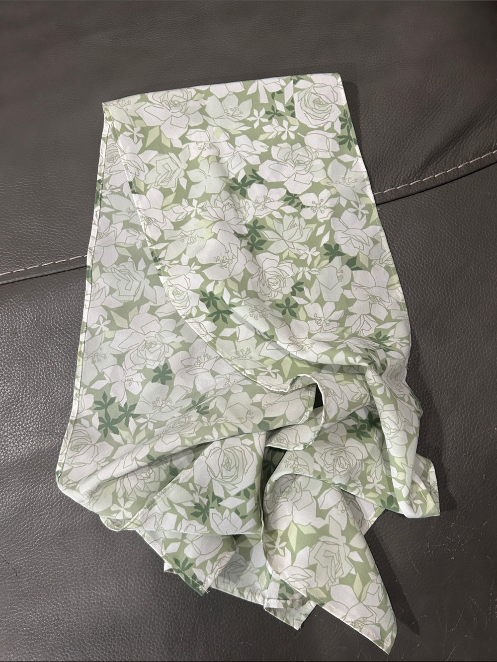 Floral Scarf in Sage Green and White 52x8 - Picture 4 of 4
